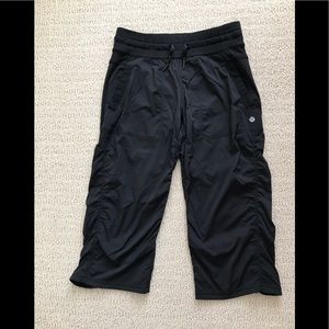 Lululemon Studio Crop Black Size 6